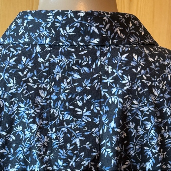 Lafayette 148 Womens Shirt Button Up Tunic Top Size XL Cotton Blue Floral - Picture 9 of 12